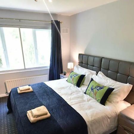 3-Bedroom Comfy Home in Solihull Exterior foto
