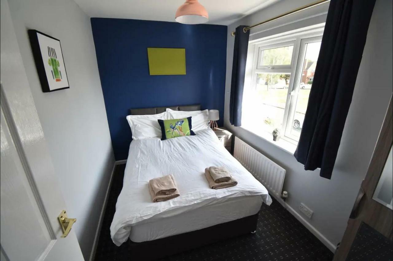 3-Bedroom Comfy Home in Solihull Exterior foto